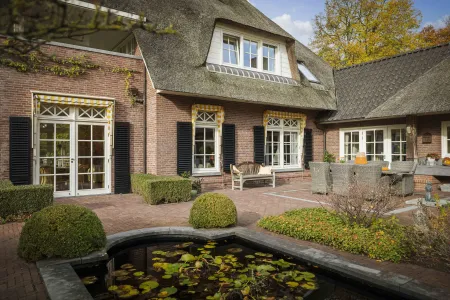 Landhuis, Almen